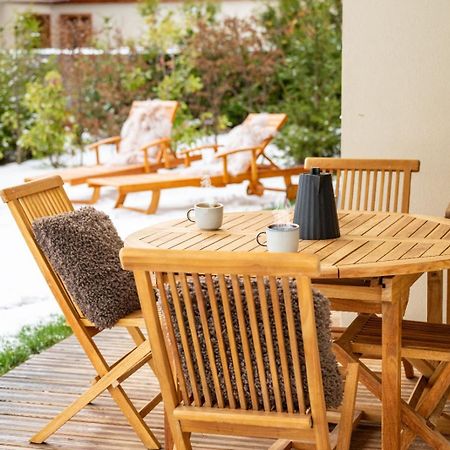 4-Room Apartment With Garden, Gym And Shared Spa Megeve Bagian luar foto